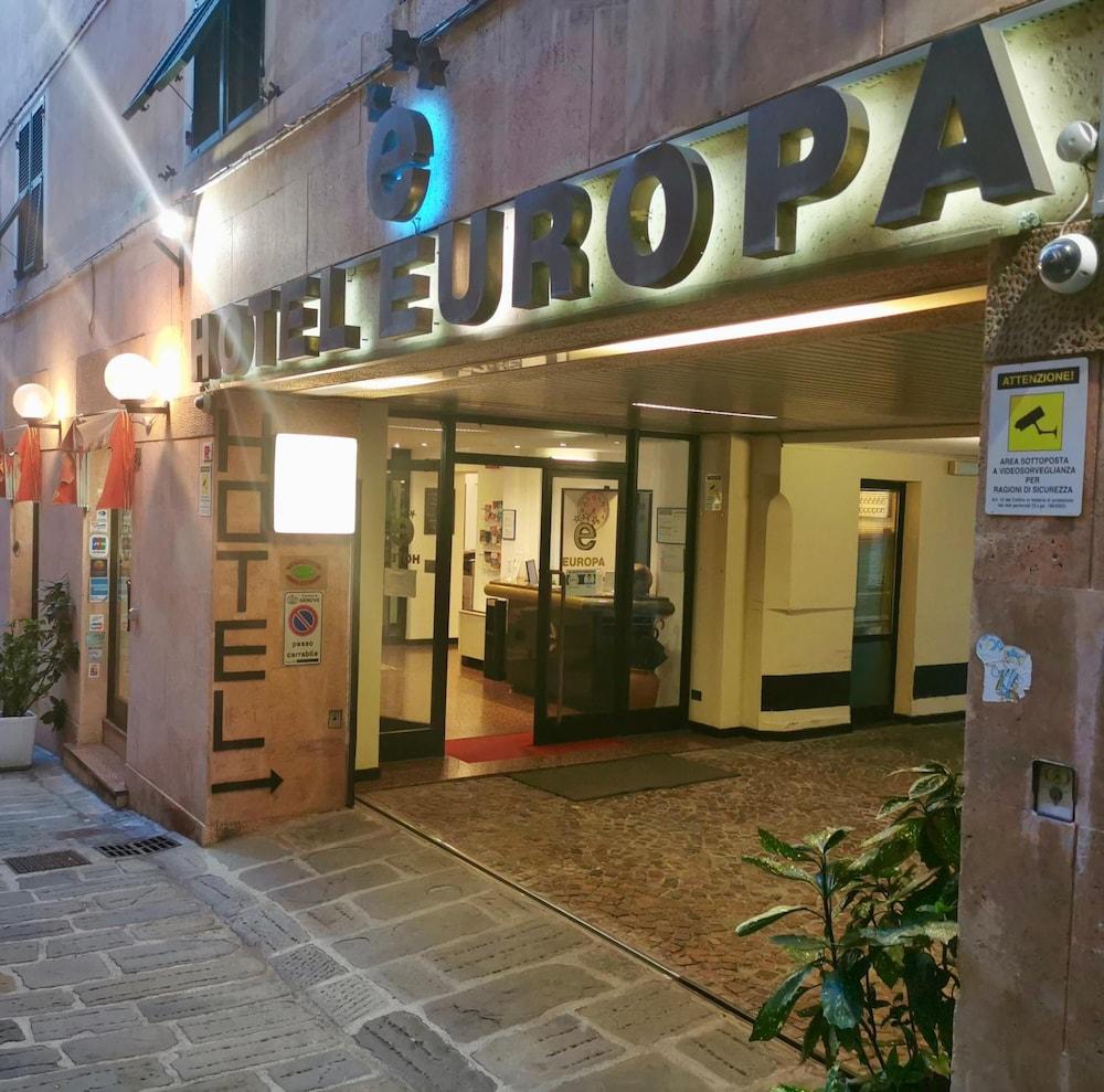 Hotel Europa เจนัว ภายนอก รูปภาพ